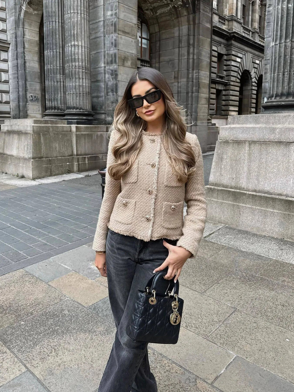 SverigeSmiles® | Beige Luxe Tweed Blazer